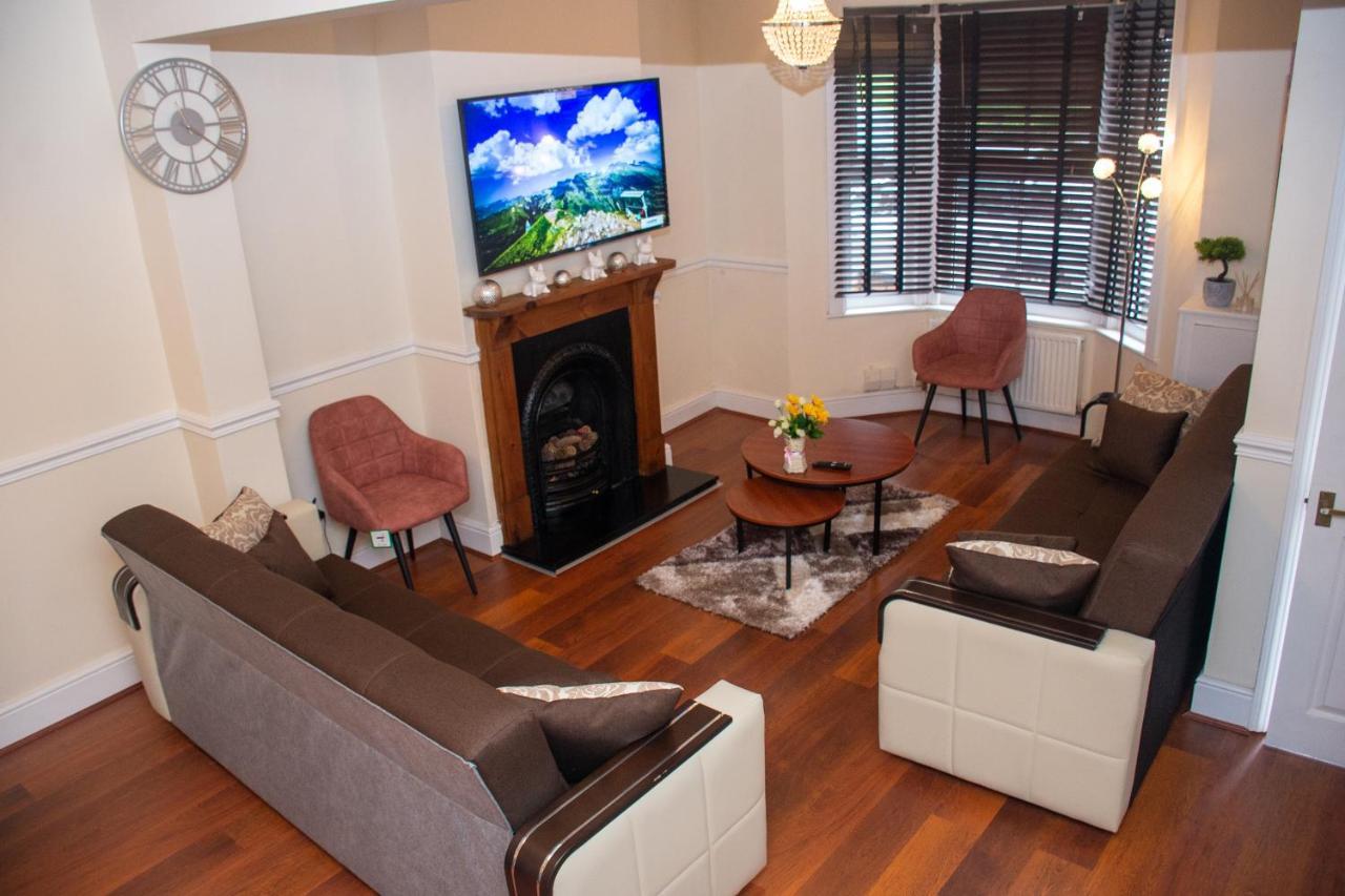 Holiday home Royale View House- Free Parking, Wifi, Perfect For Contractors And