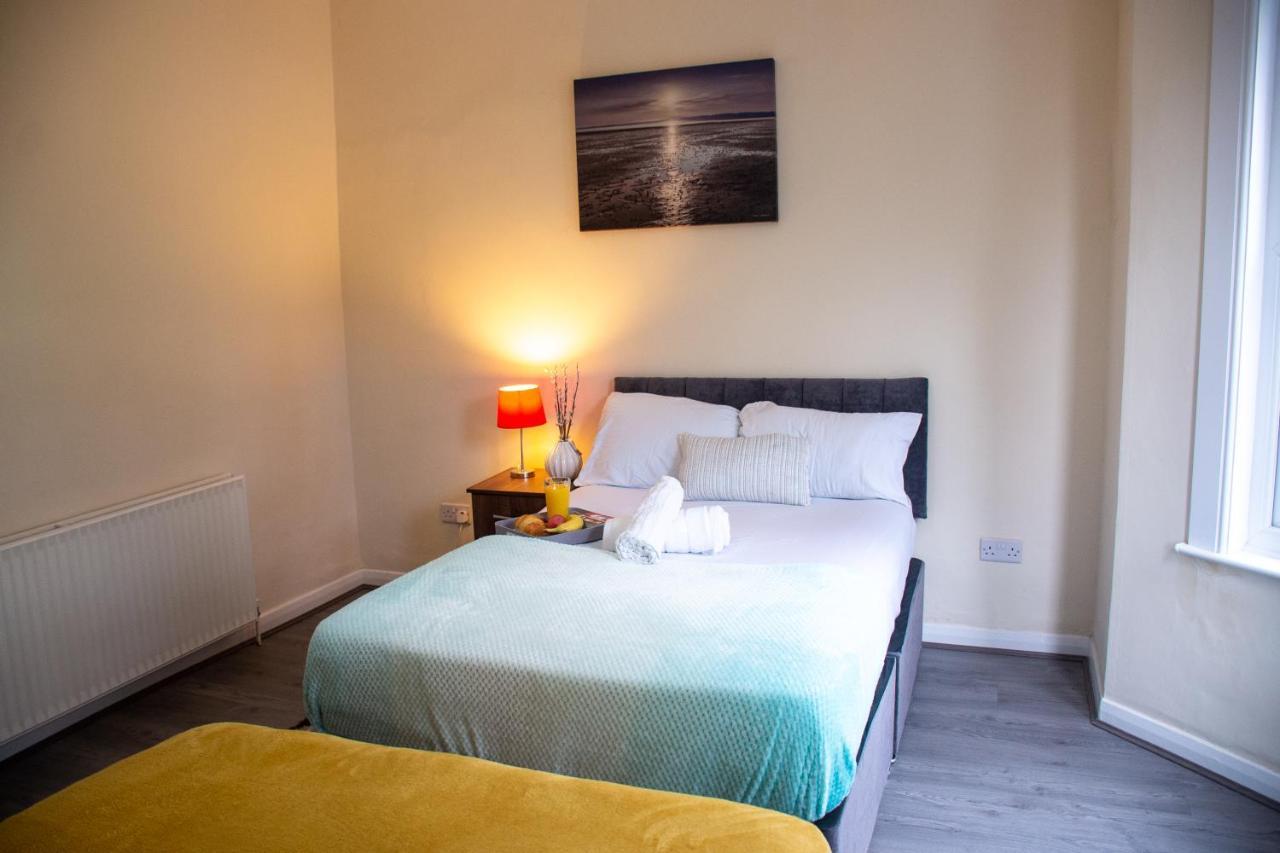 Royale View House- Free Parking, Wifi, Perfect For Contractors And Holiday home