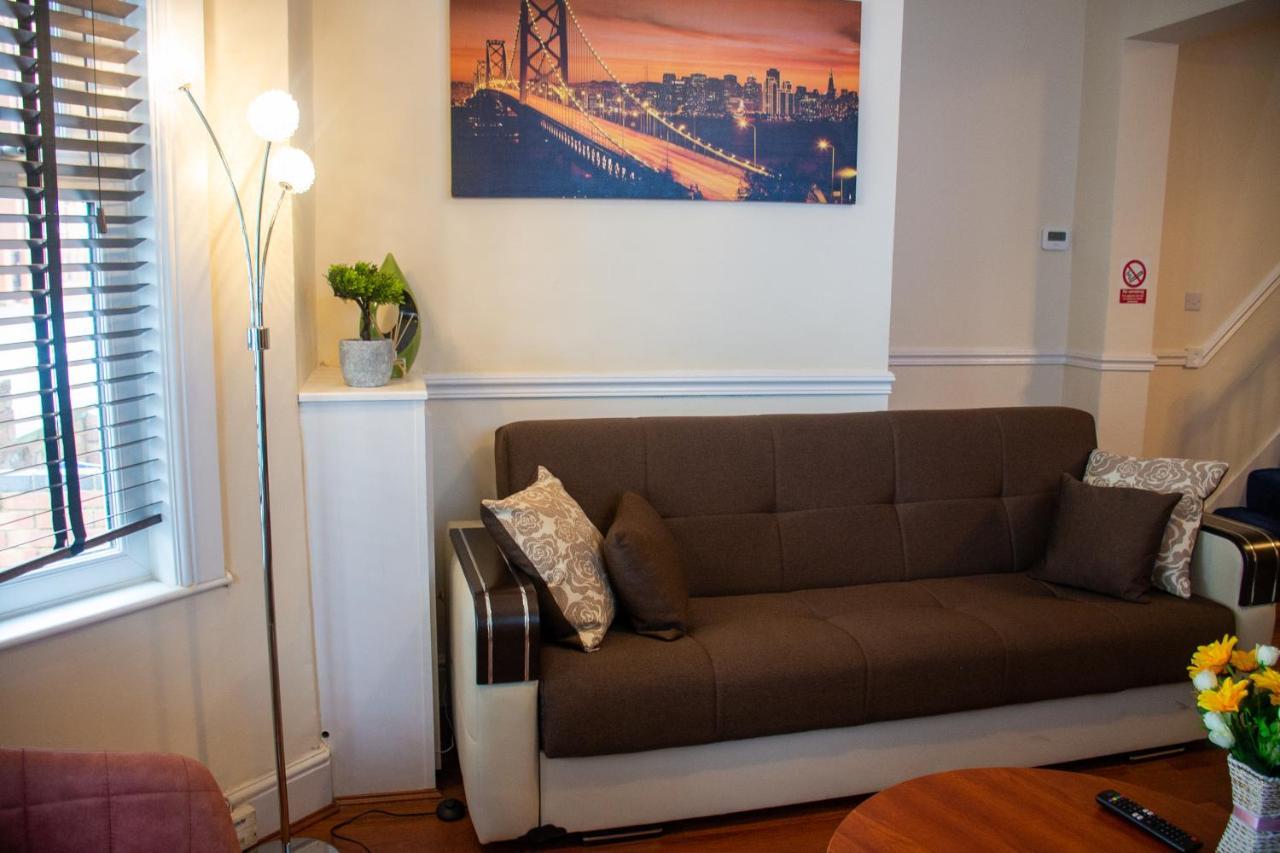 Royale View House- Free Parking, Wifi, Perfect For Contractors And