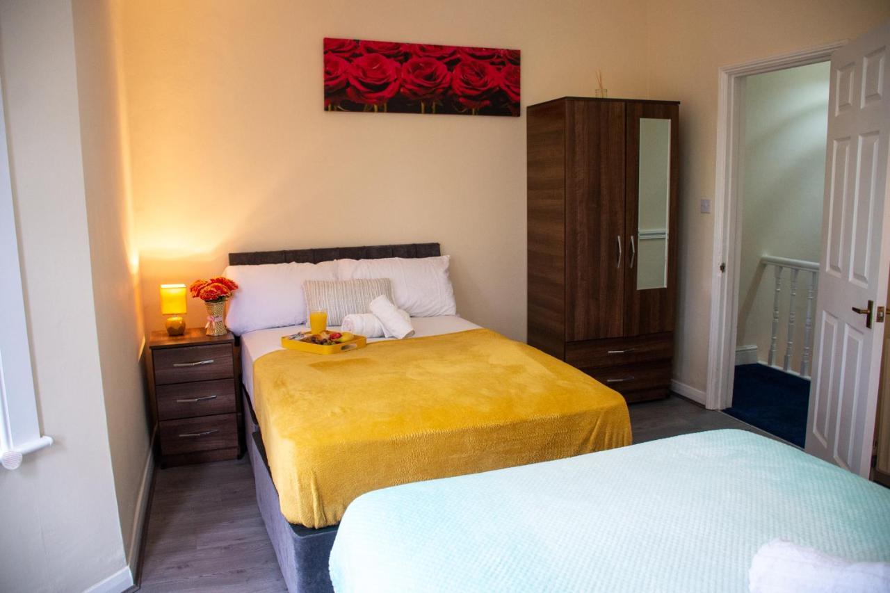 Royale View House- Free Parking, Wifi, Perfect For Contractors And * Нортхемптон